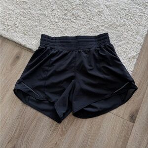 Lululemon Hotty Hot Shorts 4” Black